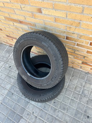 Neumáticos 235/65R16C