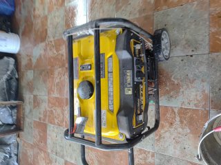 Generador Eléctrico MG3300E Sin Uso