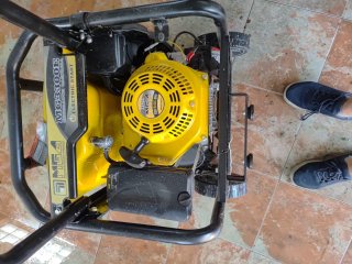 Generador Eléctrico MG3300E Sin Uso