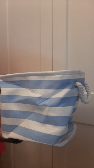 Cesta de tela a rayas