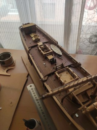 Maqueta Goleta Francesa a medio construir