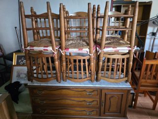 6 Sillas de madera con asiento de tela