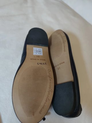Bailarinas de piel negras y azules. Talla 31