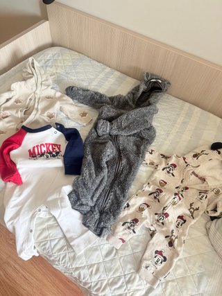 Lote Ropa Bebé Mickey y más