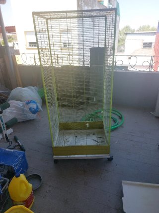 Voladera grande para pájaros