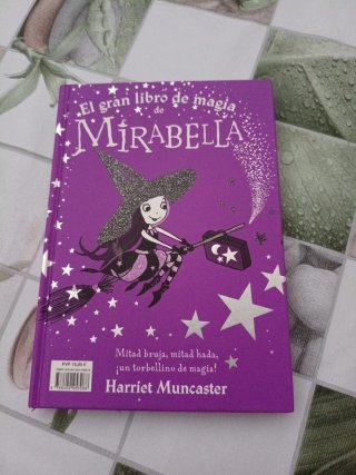 El gran libro de magia de Isadora y Mirabella