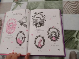 El gran libro de magia de Isadora y Mirabella