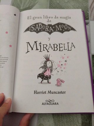 El gran libro de magia de Isadora y Mirabella