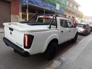 Nissan pilotos traseros led