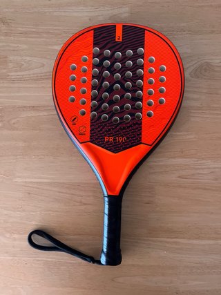 Pala pádel Kuikma + funda + surgeip sin estrenar