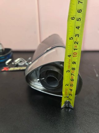 Silenciador Akrapovic Universal Moto