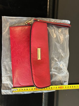 Bolso de mano rojo