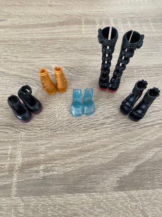 Monster High – Lote 5 pares de zapatos originales