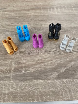 Monster High – Lote 5 pares de zapatos originales