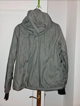 Chaqueta de nieve hombre gris y blanca
