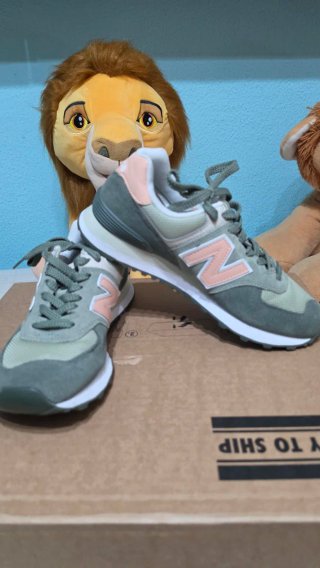 Zapatillas New Balance Verde y naranja