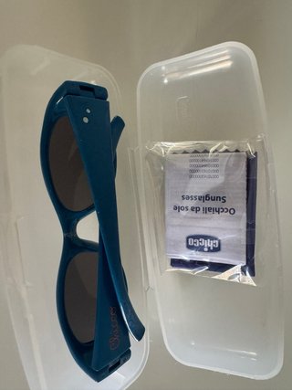 Gafas de sol Chicco para bebé con dibujo de cangre