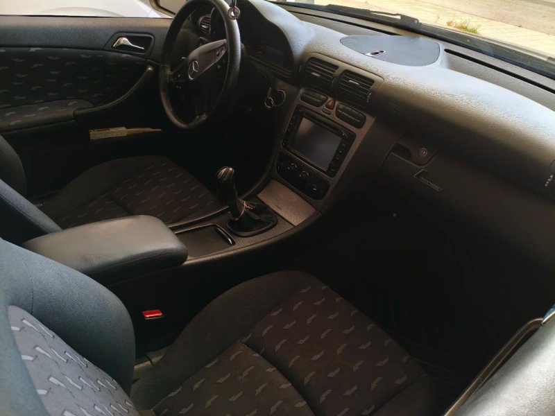 Mercedes-Benz Clase C 2003 - foto 1