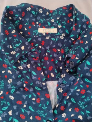 Vestido estampado floral azul talla S