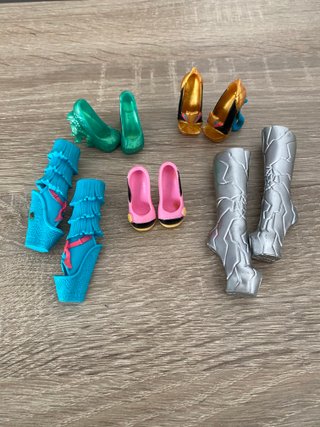 Monster High – Lote 5 pares de zapatos originales
