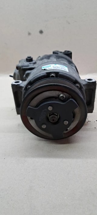 Compresor A/A VW Golf V 2.0 TDI