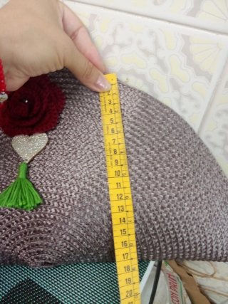 Monedero de rafia hecho a mano satin gris