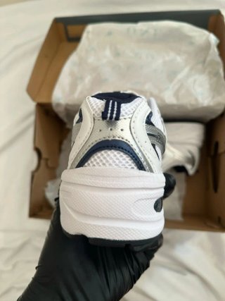New Balance 530 Talla 43 Azul Blanco