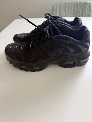 Nike Air Max Plus Negras