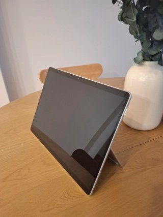 Microsoft Surface Pro 8