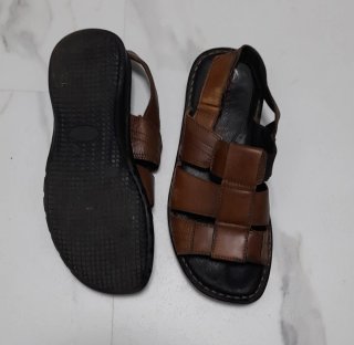 Sandalias de piel marrones N°40