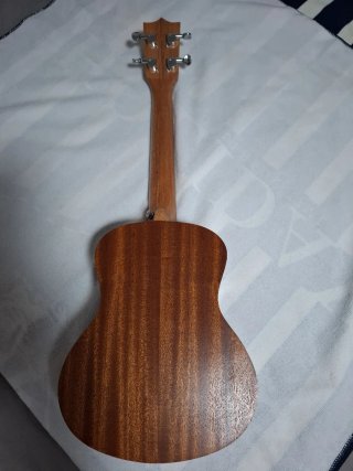 Ukelele Tenor Rockjam Como Nuevo