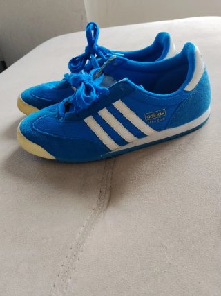 Adidas Dragon Azul y Blanco