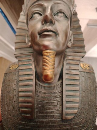 Escultura Busto Tutankamón
