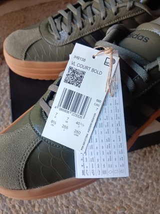 Zapatillas Adidas Verde y Marrón
