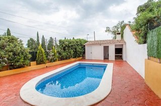 Chalet en alquiler en Moncada