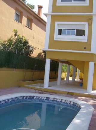Chalet en alquiler en Moncada