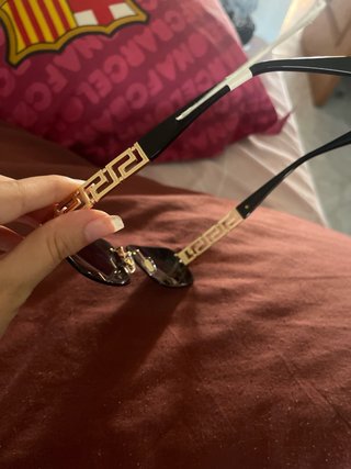 Gafas Versace Negras y Doradas