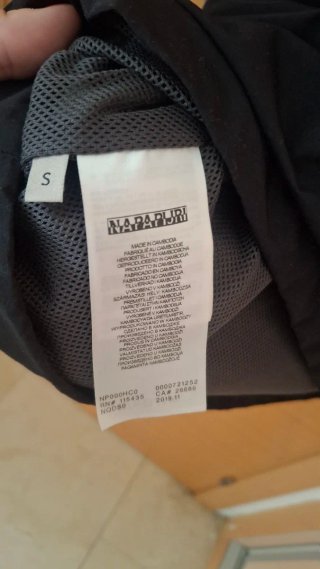 Chaqueta Napapijri Negra Anorak