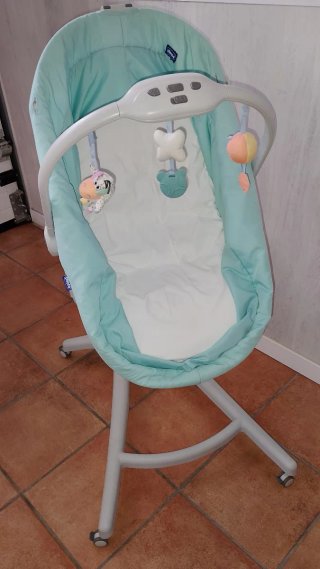 Chicco Baby Hug Pro 5 en 1 cuna y moises. Verde