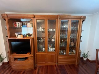 Salón completo, mueble+2mesas+2  lámparas+4sillas.