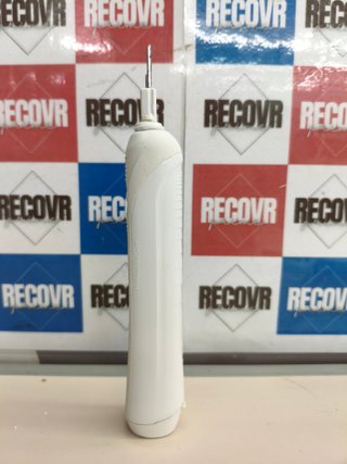 Cepillo de dientes eléctrico Oral-B Pro 1 750.