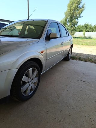 Ford Mondeo 2004