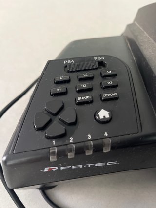 Volante y pedales Fanatec para pley