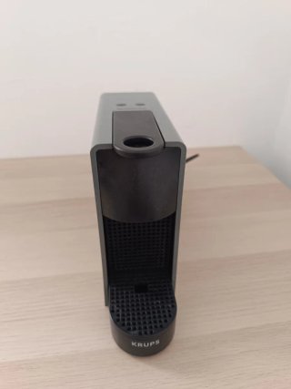 Cafetera Nespresso Gris Krups XN110