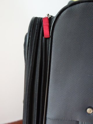 Maleta Swiss Gear gris y negra