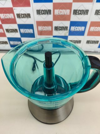 Exprimidor eléctrico de 60 W con 2 conos.