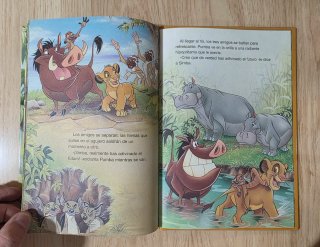 Clásico cuento Disney.Simba predice el futuro.