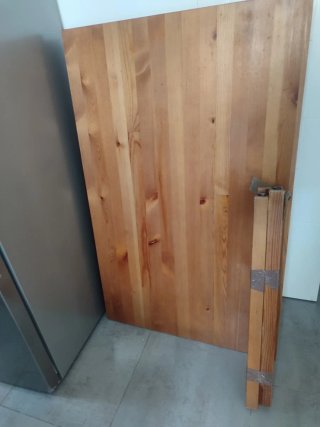 Mesa madera y 4 sillas sin montar