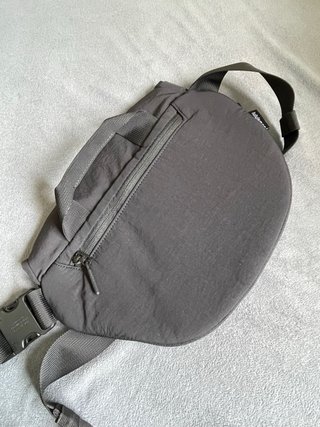 Riñonera Lululemon Gris Grande