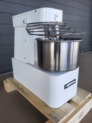 AMASADORA EVO 5LT PARA 5KG DE MASSA TOTALE